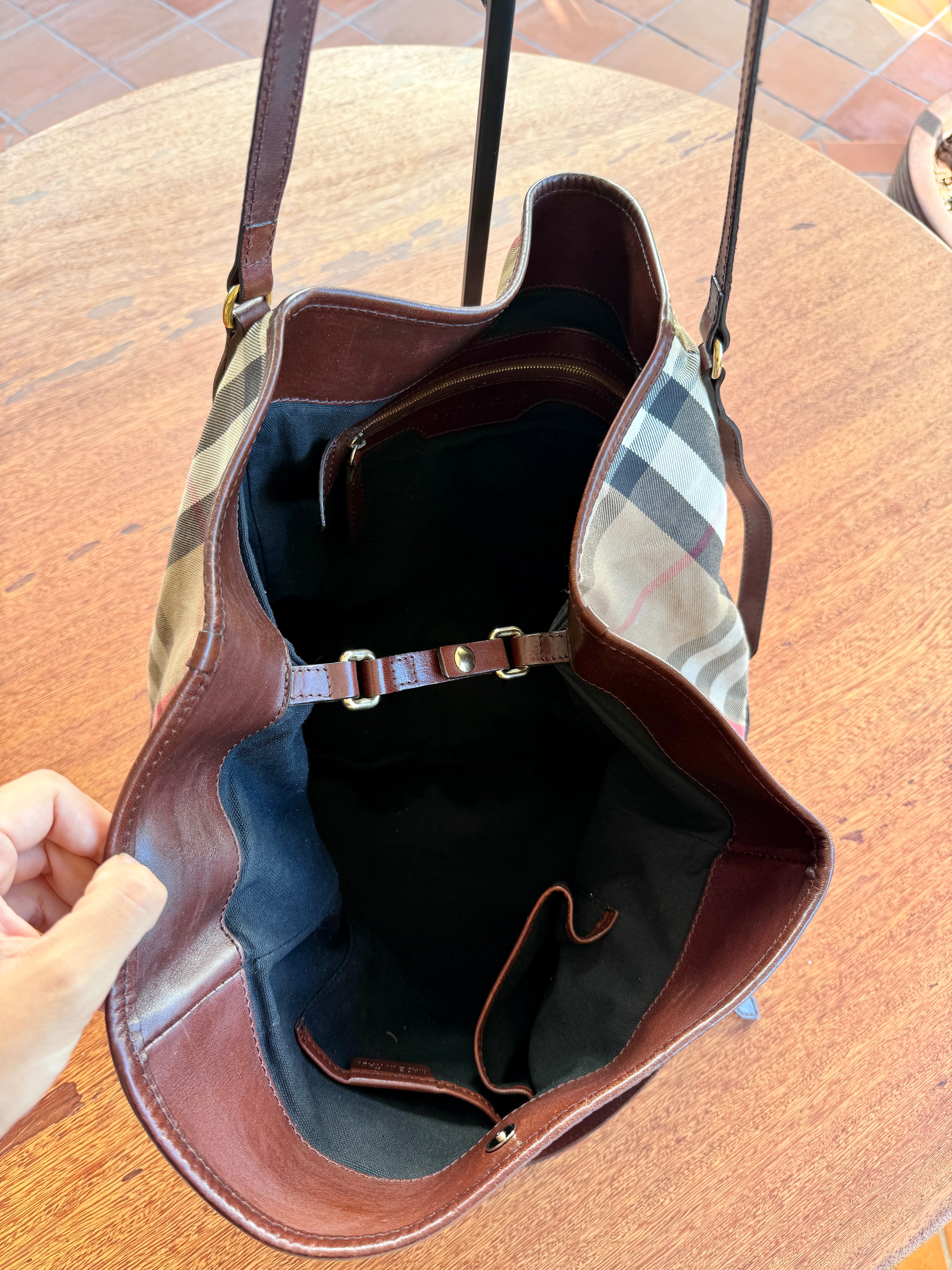 Burberry House Check Canterbury