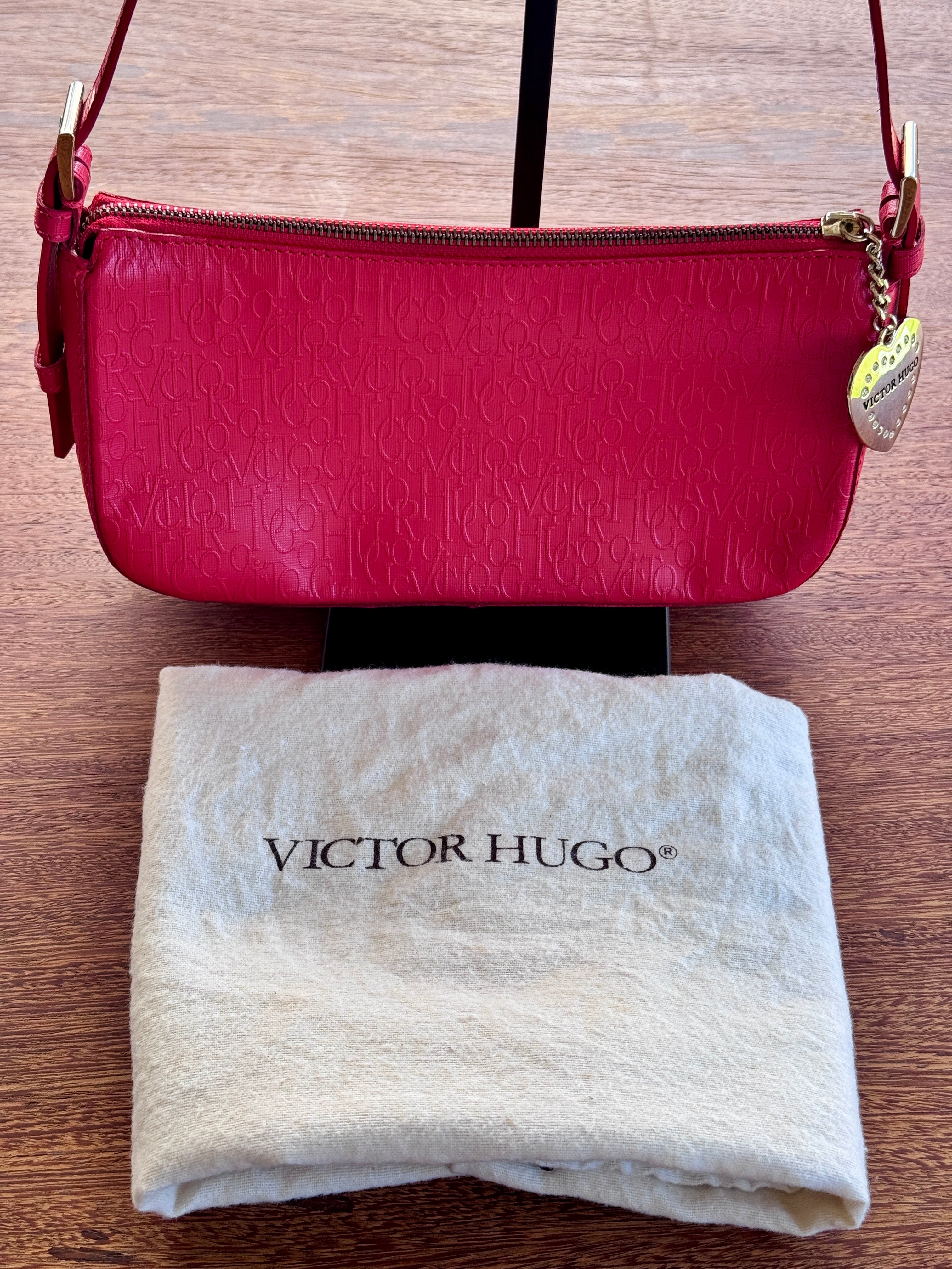 Victor Hugo Baguette
