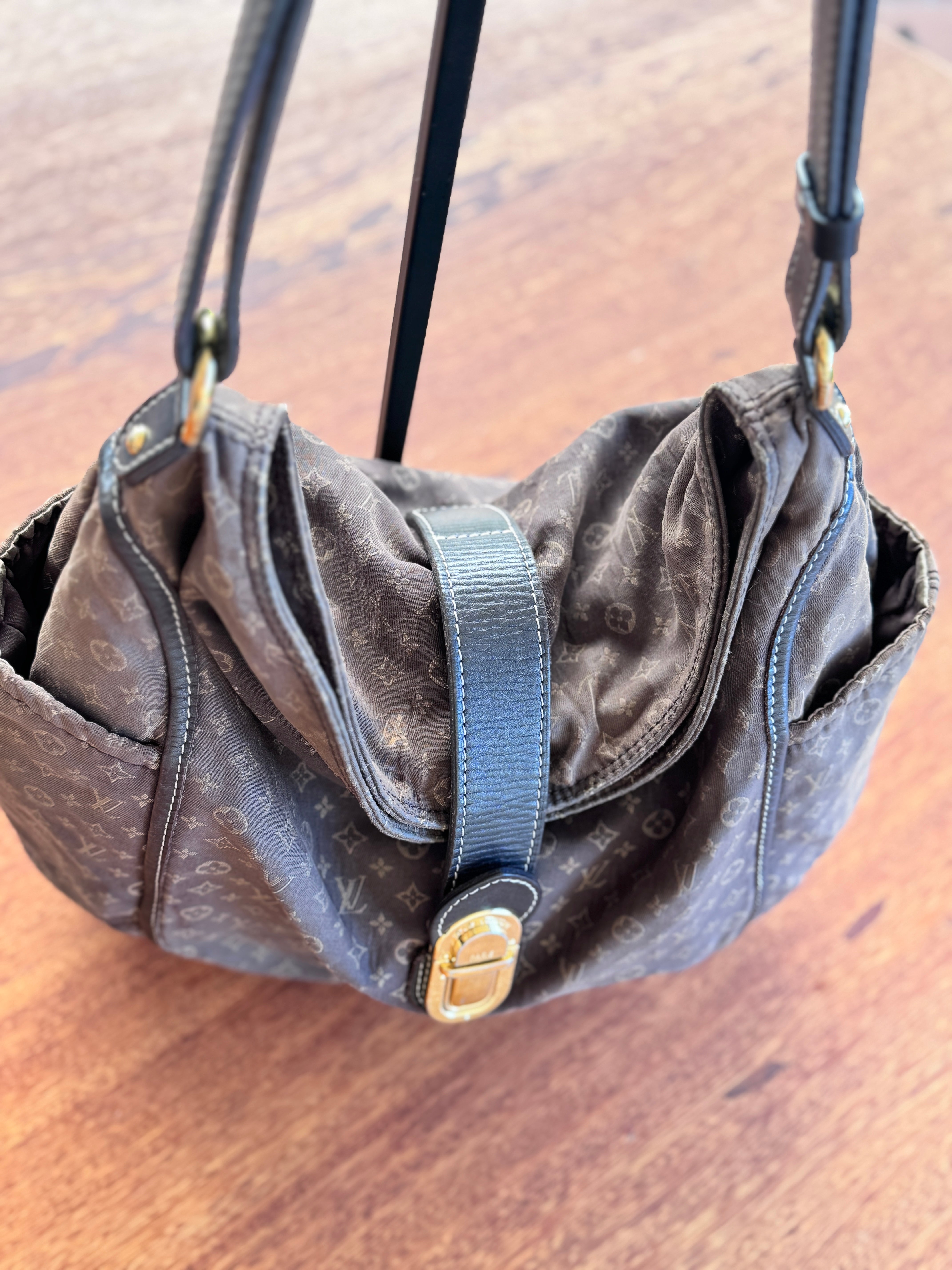 Louis Vuitton Iddyle Romance